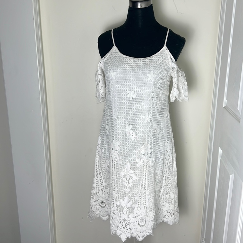 Molly Bracken Cold Shoulder Eyelet Lace Shift Prairie Dress Size Small